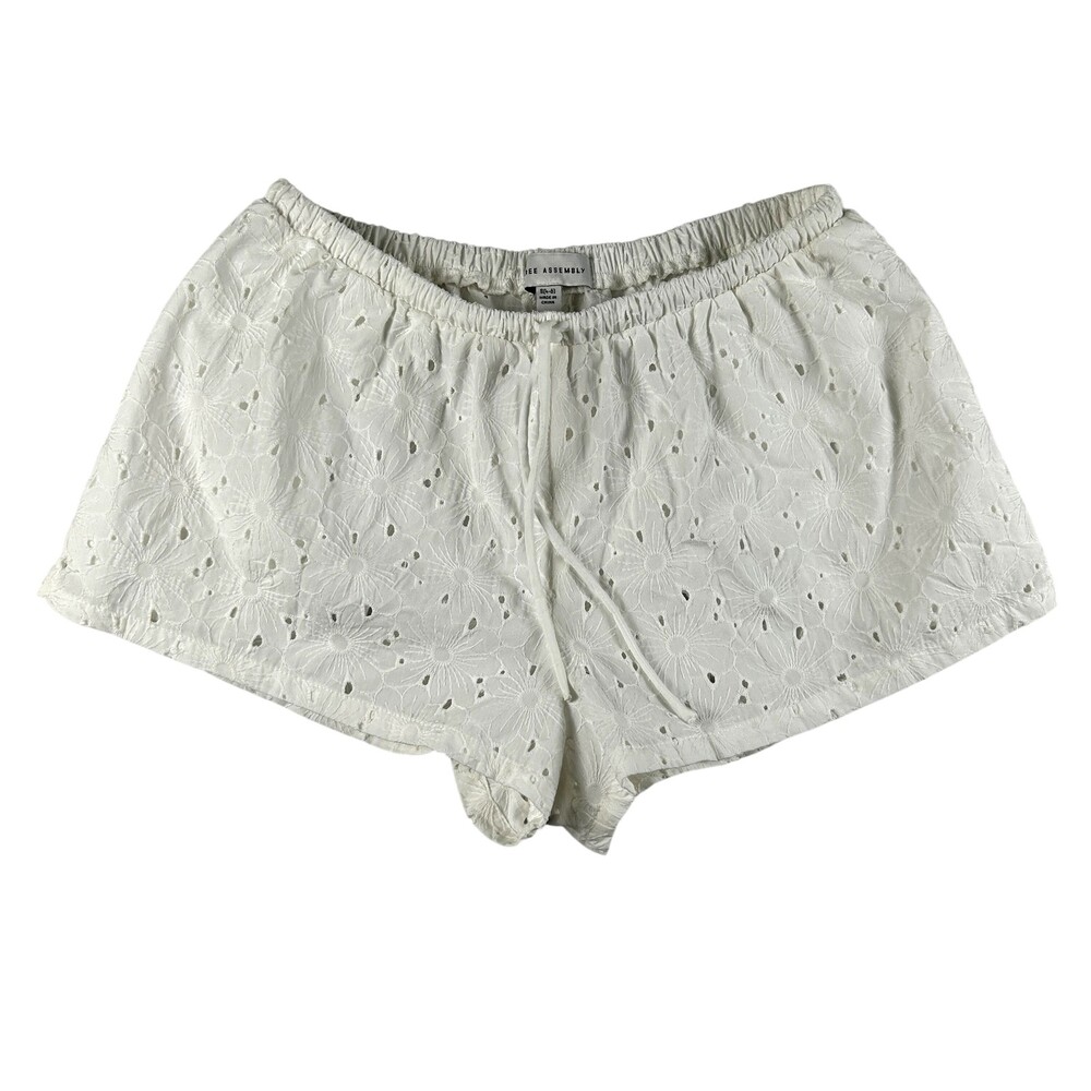 Free Assembly Skimmer Shorts Womens Small White Eyelet Lace Embroidered Cotton